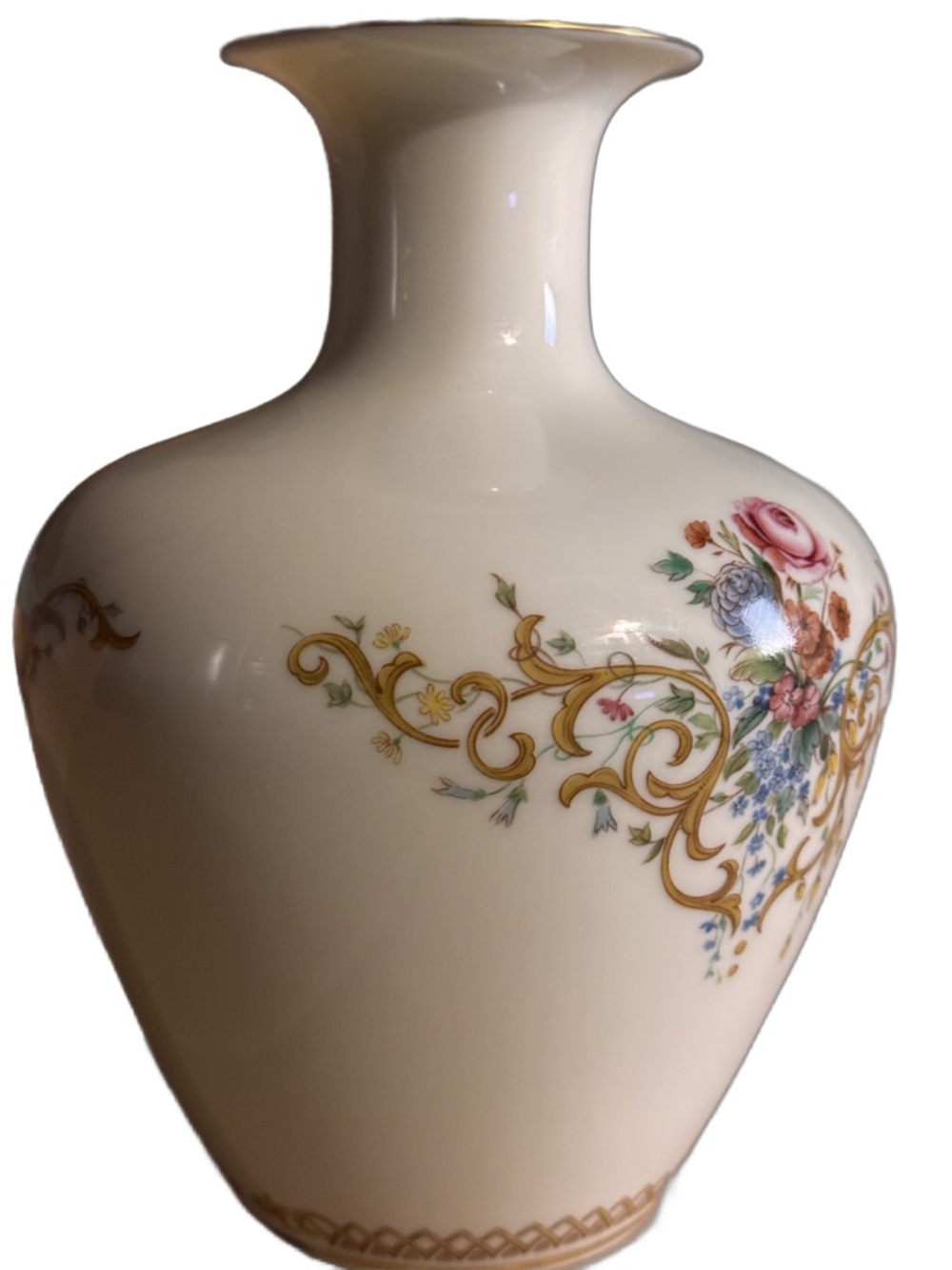 Lenox Queen's Garden Vase-like new condition. - Picture 4 of 10